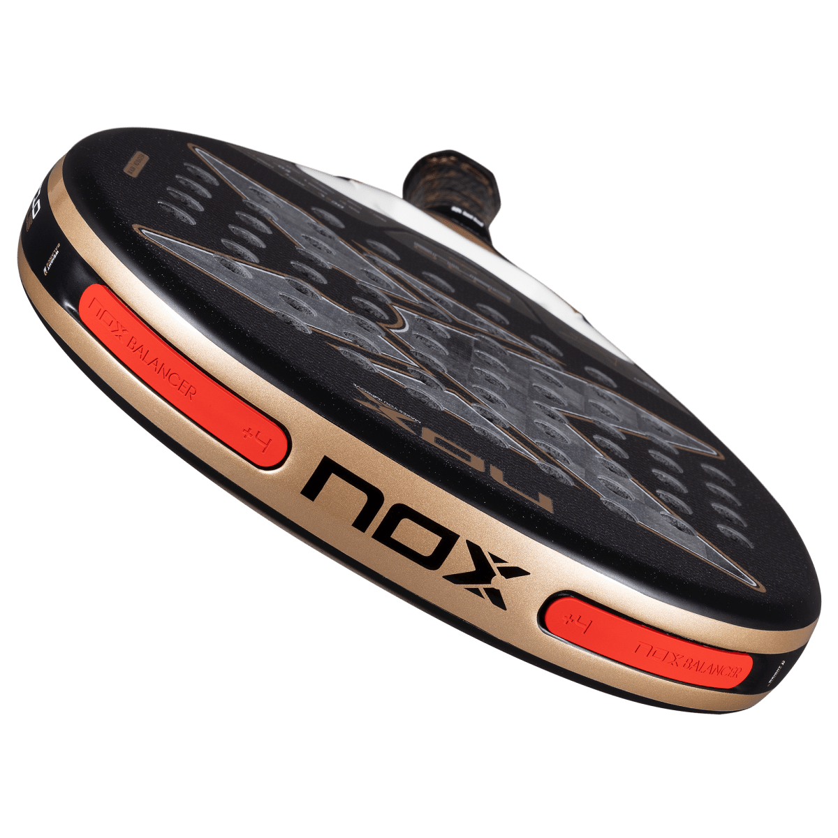 NOX AT10 Genius 18K Alum 2026 – Detailansicht Schlagfläche