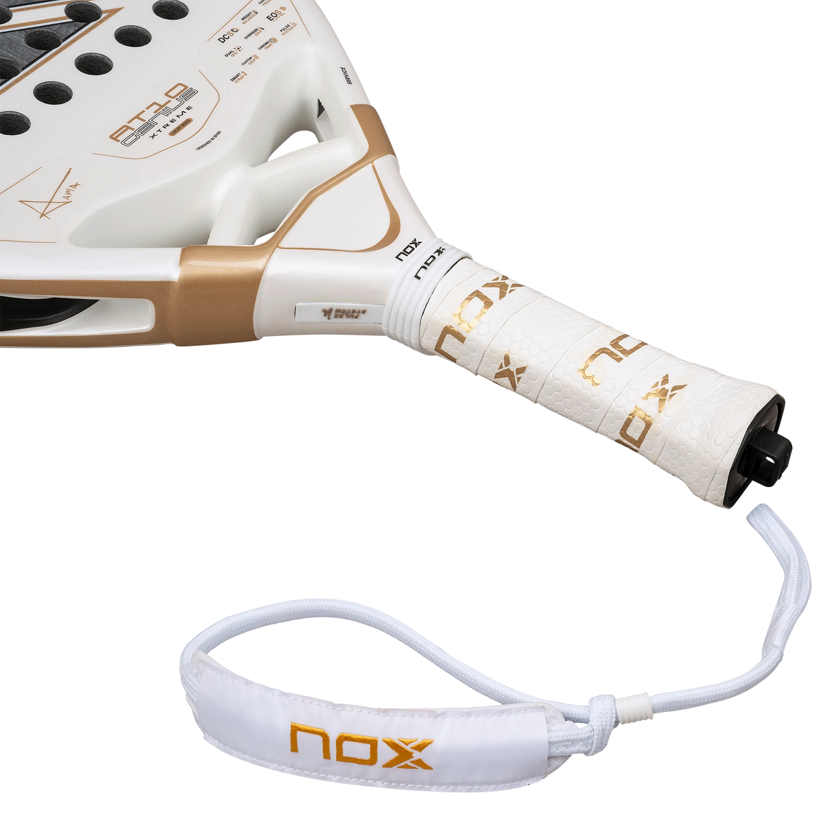 NOX AT10 Genius 12K Alum XTREM 2026 – Griffbereich mit Handschlaufe